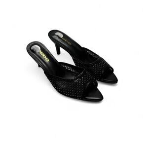 Bebe Y2K Early 2000s Mcbling Kitten Heels 2” Super Cute Going Out Heels Size 7